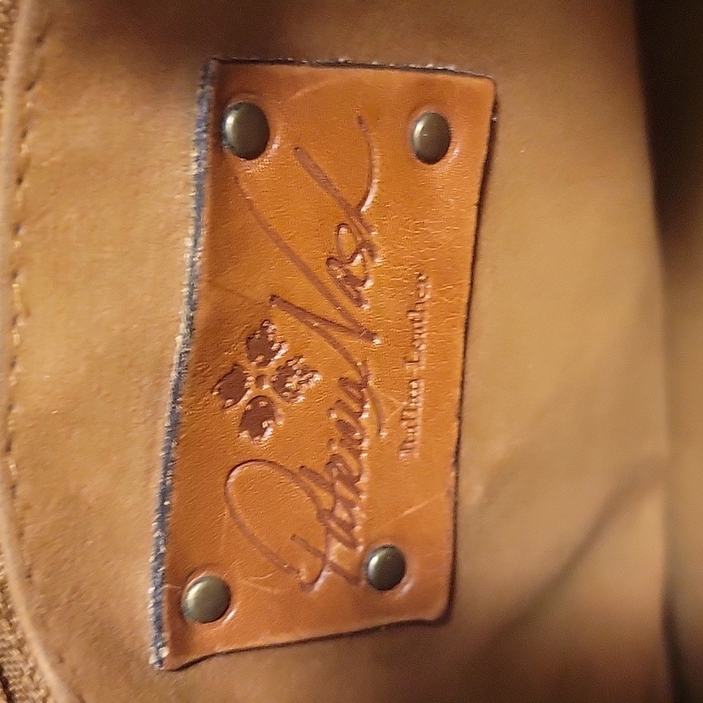 Patricia Nash Tooled Leather crossbody shoulder bag nude - Picture 9 of 11